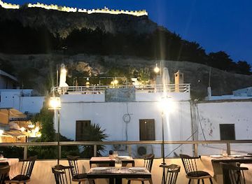 greece/rhodes/lindos/restaurant/dionysos