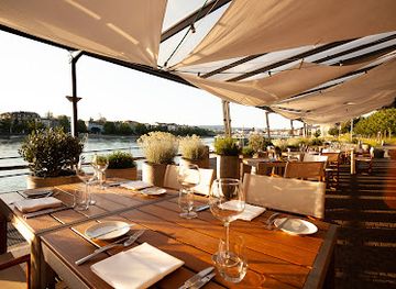 switzerland/basel/restaurant/roots