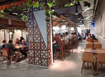 indonesia/yogyakarta/malioboro/restaurant/malioboro-food-court