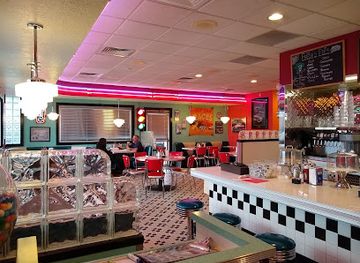 wyoming/natrona-county/restaurant/johnny-j-s-diner