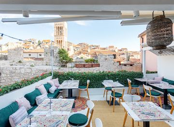 croatia/hvar-island/restaurant/ka-lavanda-fun-dine