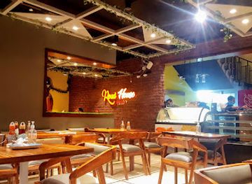 pakistan/karachi/north-nazimabad/restaurant/roadhouse-kitchen