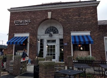 ohio/northeast-ohio/restaurant/edwins-leadership-restaurant-institute