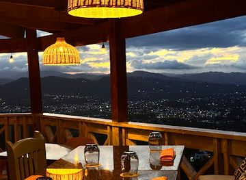 dominican-republic/sierra-de-bahoruco/restaurant/balcon-restaurant