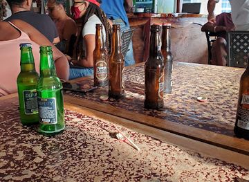 barbados/oistins/restaurant/pork-n-wine