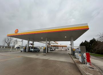 slovenia/postojna/restaurant/shell