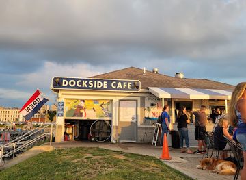 ohio/sandusky/restaurant/dockside-cafe-on-sandusky-bay