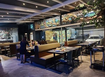 philippines/western-visayas/restaurant/aquarium-cafe