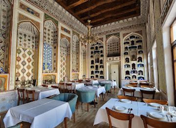 uzbekistan/bukhara-region/restaurant/ayvan