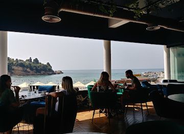 montenegro/ulcinj/restaurant/pier-restaurant-lounge