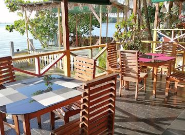 jamaica/port-antonio/restaurant/anna-banana-ocean-house