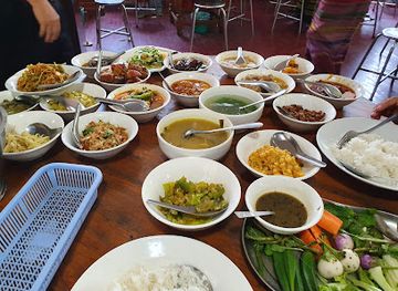 myanmar-burma/sagaing-region/restaurant/daw-aye-kyin-myanmar-buffet
