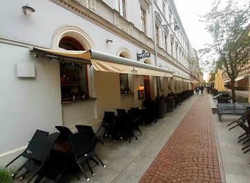 poland/lodz/restaurant/manekin