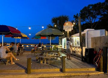 florida/destin/restaurant/dewey-destin-s-seafood-restaurant