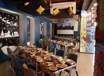 azerbaijan/baku/heydar-aliyev-center/restaurant/reverse