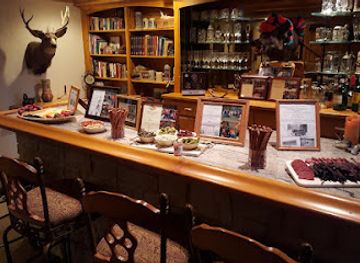 illinois/peoria/restaurant/creve-coeur-club-of-peoria