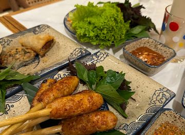 vietnam/hanoi/tay-ho-district/restaurant/maii-bistro
