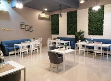 oman/wahiba-sands/restaurant/blue-cloud-cafe