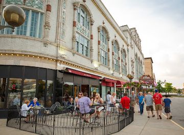 indiana/south-bend/downtown-south-bend/restaurant/eat-drink-downtown-south-bend