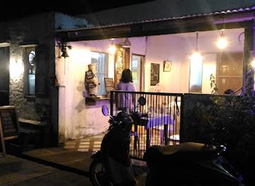 philippines/batanes/restaurant/casa-napoli-pizza