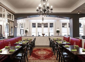 missouri/st-louis/downtown-st-louis/restaurant/blood-sand