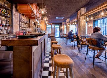 spain/zaragoza/universidad/restaurant/nomada-street-food