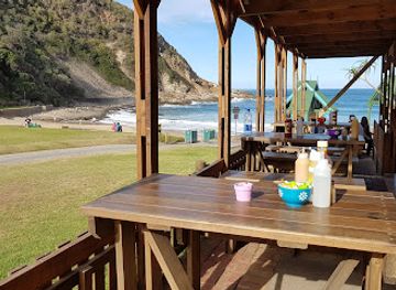 south-africa/western-cape/restaurant/vikki-s-at-the-beach