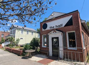 north-carolina/wilmington-area/restaurant/the-half