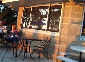 iowa/prairie-pothole-region/restaurant/bob-s-in-arnolds-park