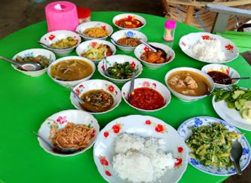 myanmar-burma/central-myanmar/restaurant/u-bokay-daw-tin-aye-myanmar-food-buffet