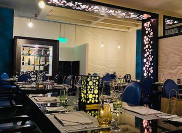 bahrain/bahrain-international-circuit/restaurant/la-pergola