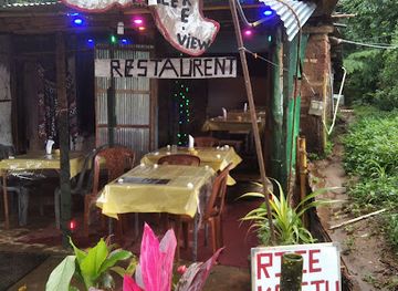 sri-lanka/minneriya-national-park/restaurant/saffron-place-lake