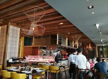 united-arab-emirates/abu-dhabi-region/restaurant/nusr-et-steakhouse-abu-dhabi