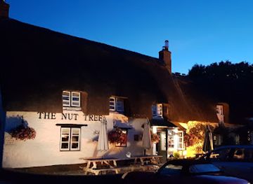united-kingdom/oxfordshire/restaurant/nut-tree-inn