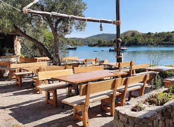 croatia/posavina/restaurant/taverna-go-ro