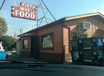 california/san-leandro/restaurant/fifth-wheel-food