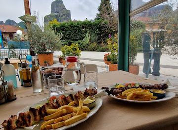 greece/meteora/restaurant/taverna-efrosino