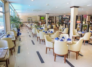 jamaica/kingston/new-kingston/restaurant/blue-window-restaurant