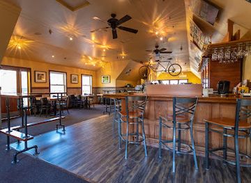oregon/cascade-range/restaurant/the-sixth-street-bistro-pub