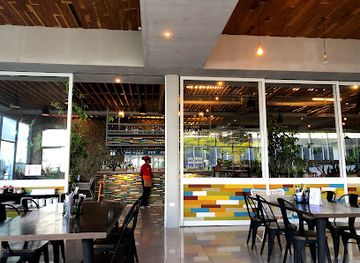 papua-new-guinea/morobe-region/restaurant/savannah-bistro