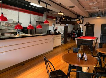 maine/waterville/restaurant/lion-s-den-tavern