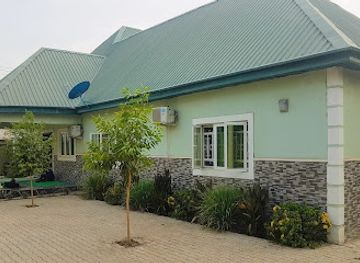 nigeria/yola/restaurant/habiba-confectionery-shop