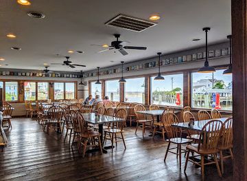 delaware/trap-pond-state-park/restaurant/jp-s-on-the-wharf