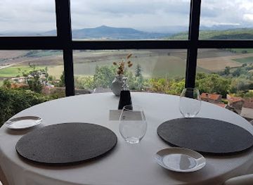 france/auvergne-volcanoes/restaurant/hotel-restaurant-origines-par-adrien-descouls