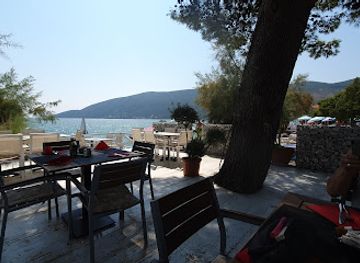 montenegro/herceg-novi/restaurant/romana