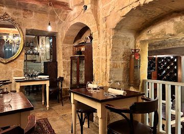 malta/marsamxett-harbour/restaurant/guze