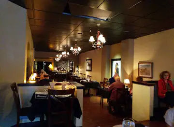 Roosters Steak & Chop House