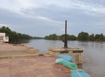 cambodia/pursat/restaurant/kbal-hong-braised-pork-noodle