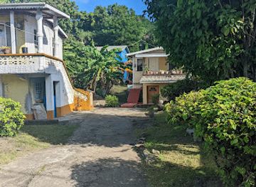 grenada/grand-etang-lake/restaurant/patrick-s-local-homestyle-restaurant