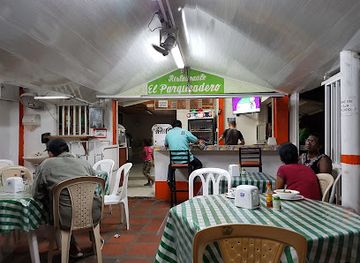 colombia/insular-region/restaurant/restaurante-el-parqueadero